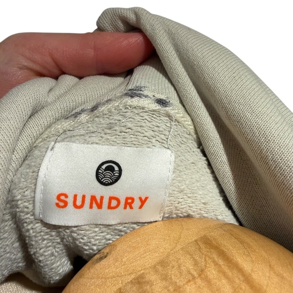SUNDRY Cream Hoodie Sweatshirt With Unique Design Details - size 0 (xs) - Picture 7 of 10